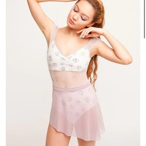 Light purple asymmetrical eleve skirt